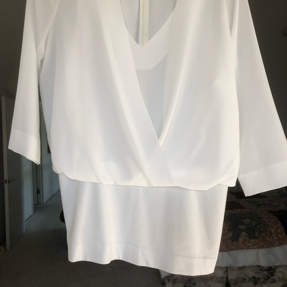 White Cabi blouse (medium) - Picture 2 of 5